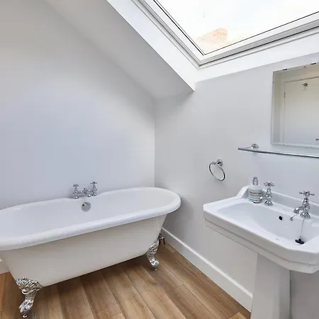Host & - Roseberry Cottages Guisborough