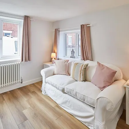 Host & - Roseberry Cottages